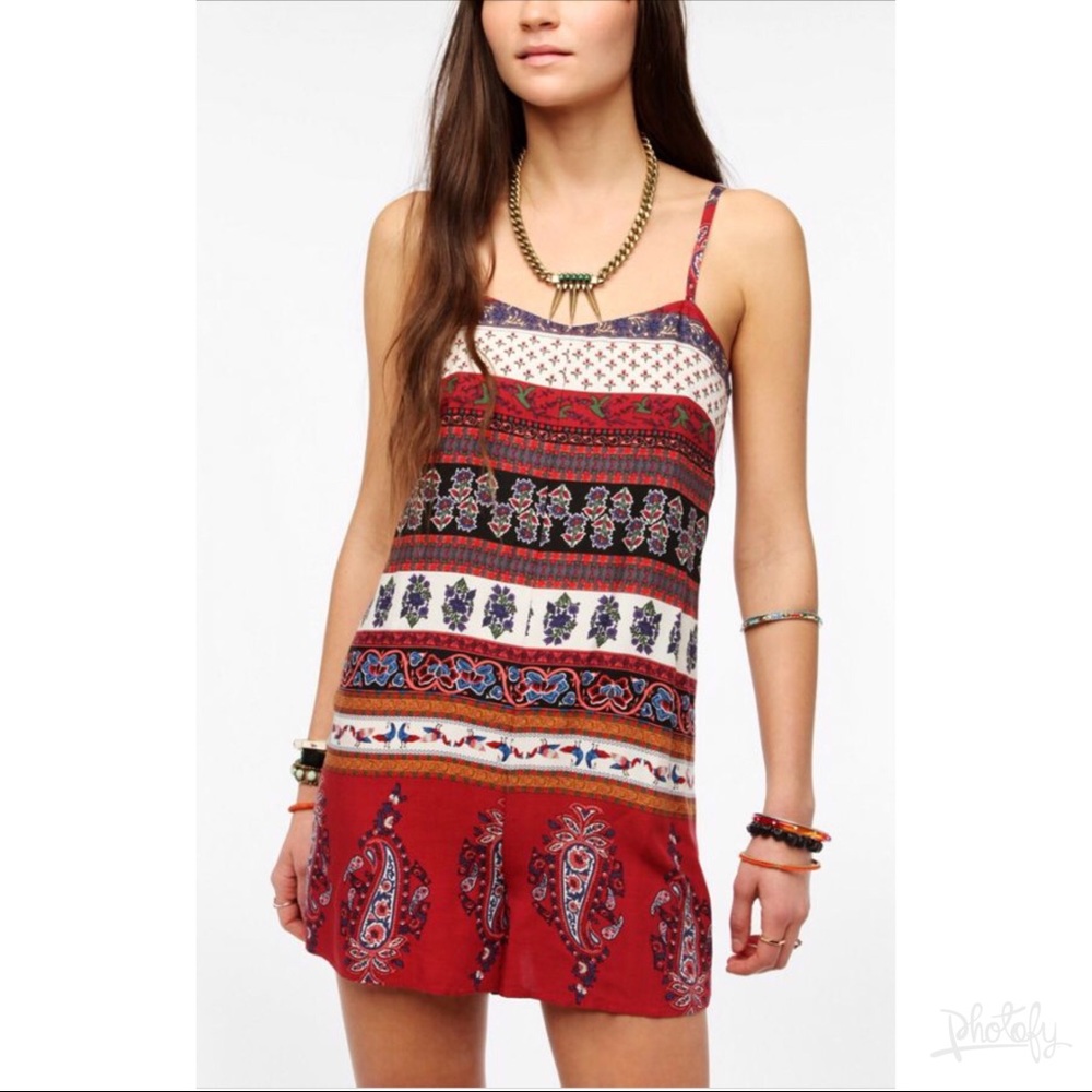 Staring at Stars UO boho paisley tie romper - Picture 1 of 7